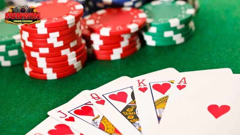 Học cách tính điểm của bài poker