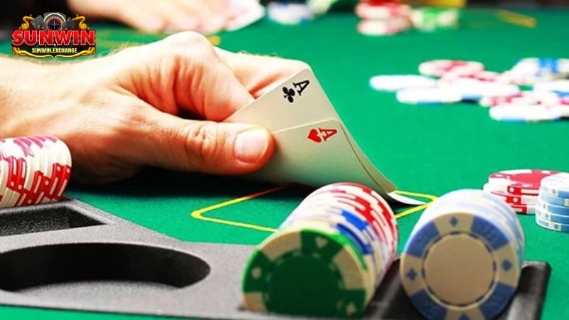 Cách chơi bài poker cụ thể nhất cho tân thủ